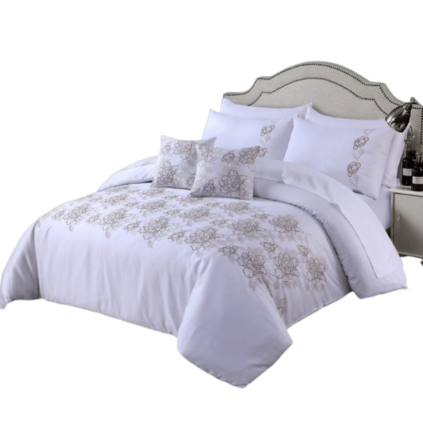 Embroidered Royal Bed Linens Bundle